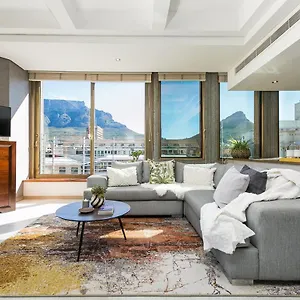 #1203 Cartwright - Sophisticated Elegance Kapstadt